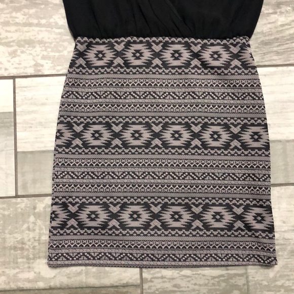 🎉MILLIBON DRESS - Picture 2 of 8